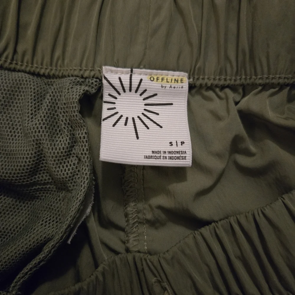 Aerie Offline Green Baggy Wide Leg Lightweight Pants Small - Picture 8 of 10